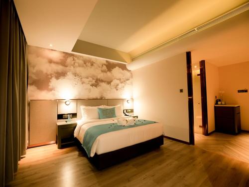 Imagen general del Hotel LanOu Weinan Fuping Millennium Longlano. Foto 11