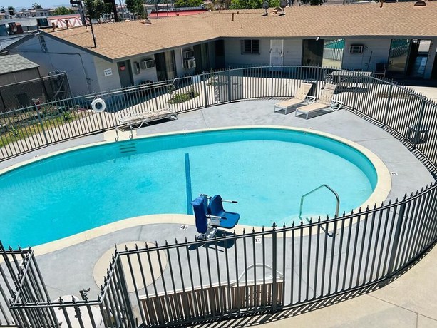 Imagen de la piscina del Hotel Lanai Motel. Foto 9