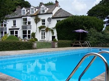 Imagen de la piscina del Hotel Lanarth Hotel and Caravan Park. Foto 10