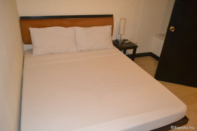 Imagen de la habitación del Hotel Lancaster Cebu. Foto 12