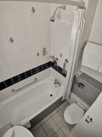 Imagen de la habitación del Hotel Lancaster Hall. Foto 18