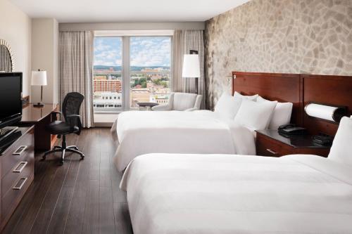 Imagen de la habitación del Hotel Lancaster Marriott At Penn Square. Foto 16