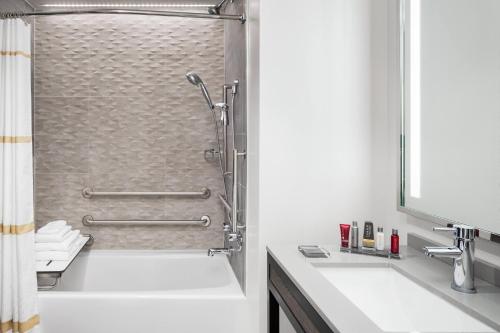 Imagen general del Hotel Lancaster Marriott At Penn Square. Foto 9