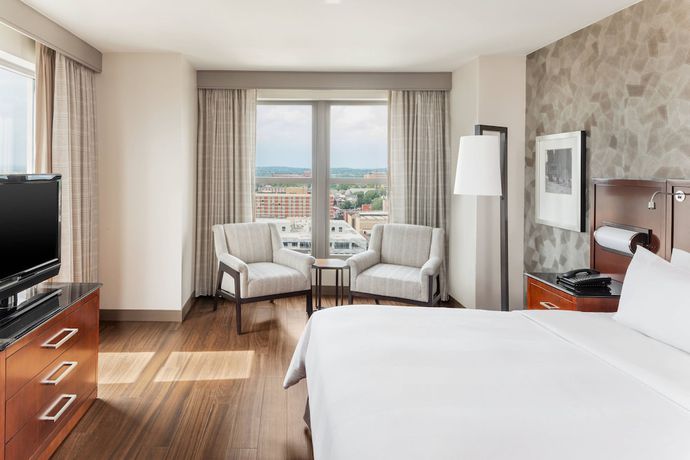 Imagen de la habitación del Hotel Lancaster Marriott At Penn Square. Foto 38