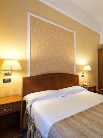 Imagen general del Hotel Lancaster, Milán. Foto 10