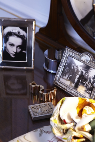 Imagen de los interiores del Hotel Lancaster, París. Foto 9