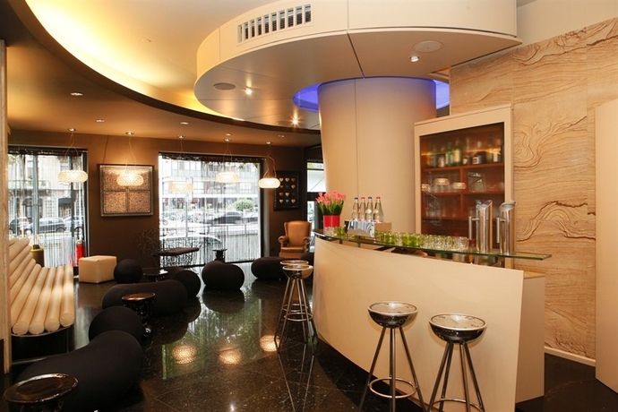 Imagen del bar/restaurante del Hotel Lancaster, Turín. Foto 2