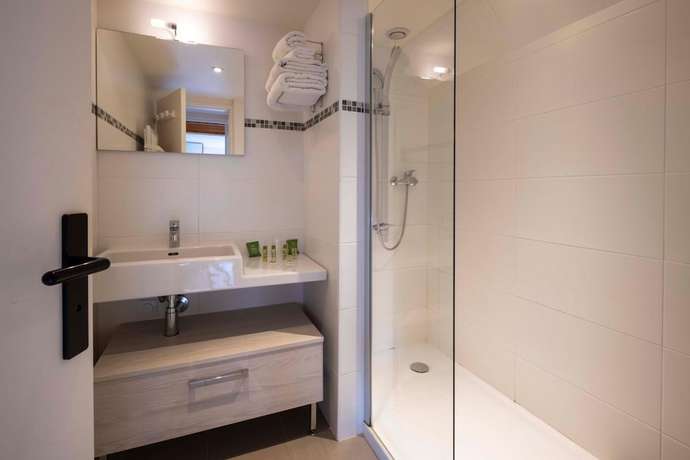 Imagen de la habitación del Hotel Lancelot & Spa - Domaine du Roi Arthur. Foto 14