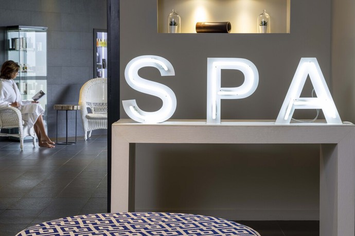 Imagen de la piscina del Hotel Lancelot & Spa - Domaine du Roi Arthur. Foto 20