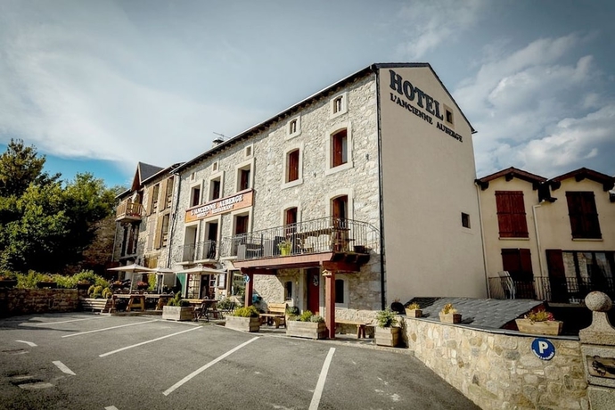 Imagen general del Hotel L'ancienne Auberge. Foto 2