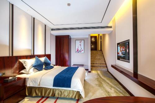 Imagen de la habitación del Hotel Lanco (previous Shenzhen Horizon). Foto 10