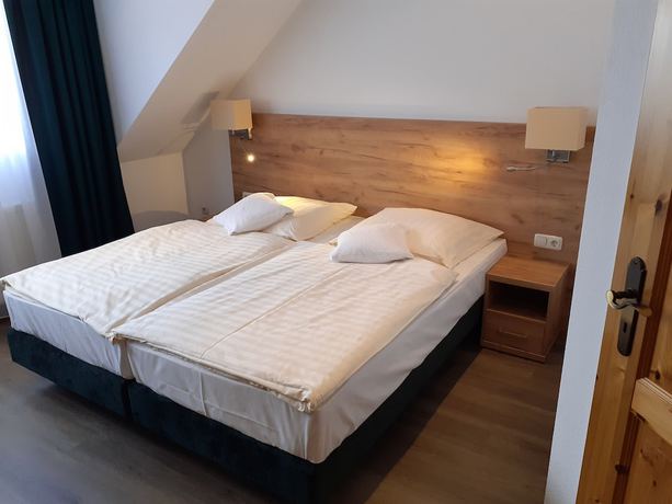 Imagen de la habitación del Hotel Land Gut Zum Alten Forsthaus. Foto 9