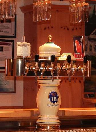 Imagen del bar/restaurante del Hotel Land Gut Zum Alten Forsthaus. Foto 5
