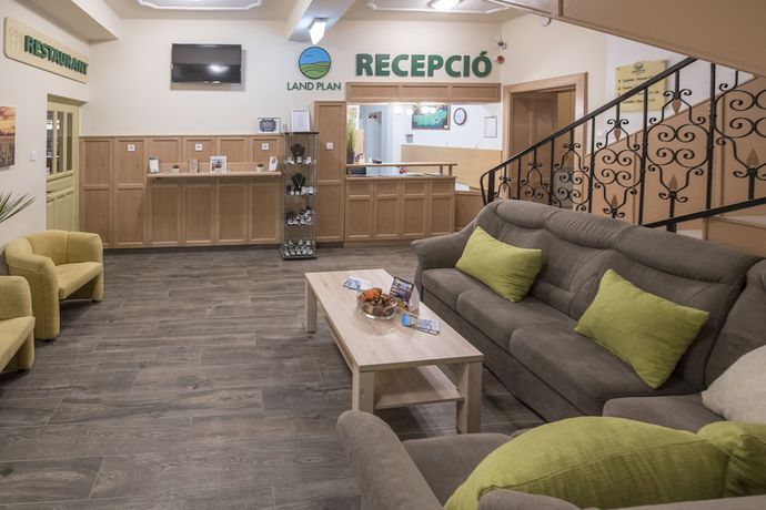 Imagen de los interiores del Hotel Land Plan and Restaurant. Foto 18