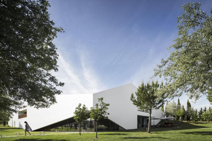 Imagen general del Hotel L'and Vineyards. Foto 12