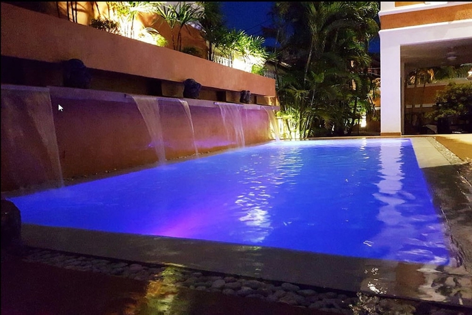 Imagen de la piscina del Hotel Land59 Pool Villa Pattaya - 5 Bedrooms. Foto 18