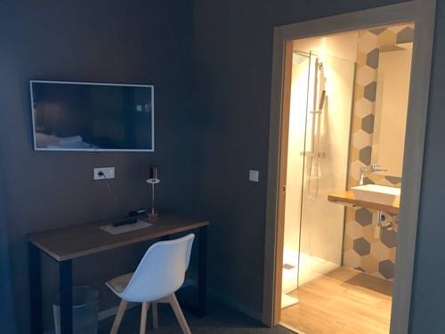 Imagen de la habitación del Hotel Landaben. Foto 4