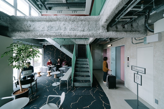 Imagen de los interiores del Hotel Landabout Tokyo. Foto 17