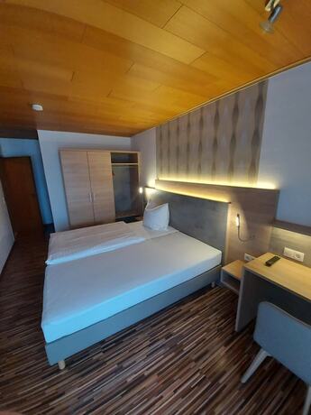 Imagen general del Hotel Landgasthaus Hubertusklause. Foto 5