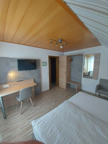 Imagen general del Hotel Landgasthaus Hubertusklause. Foto 10