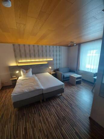 Imagen general del Hotel Landgasthaus Hubertusklause. Foto 11