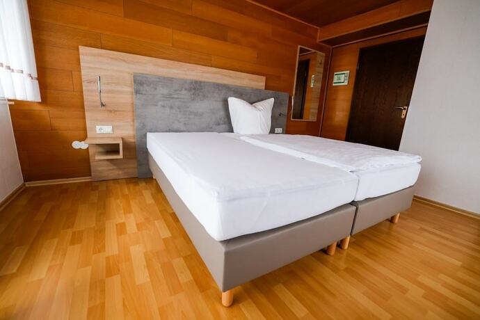 Imagen general del Hotel Landgasthaus Hubertusklause. Foto 12