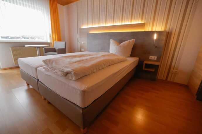 Imagen general del Hotel Landgasthaus Hubertusklause. Foto 15