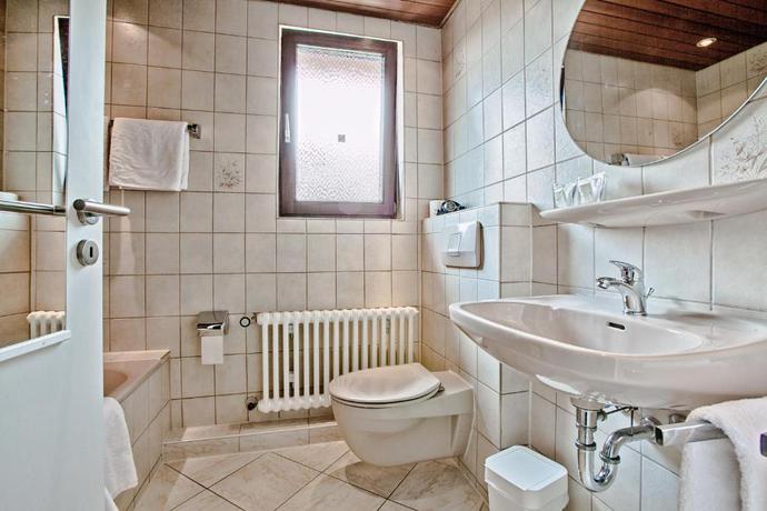 Imagen de la habitación del Hotel Landgasthaus Kreuz beim Tom. Foto 3