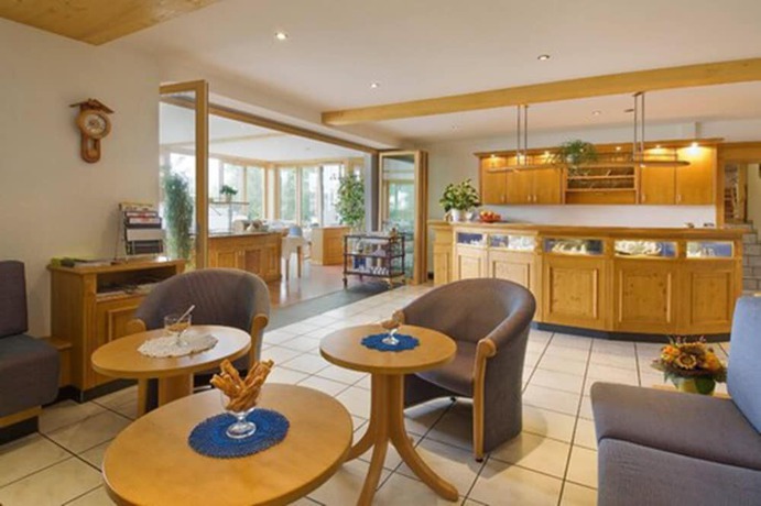 Imagen de los interiores del Hotel Landgasthaus Maien. Foto 19