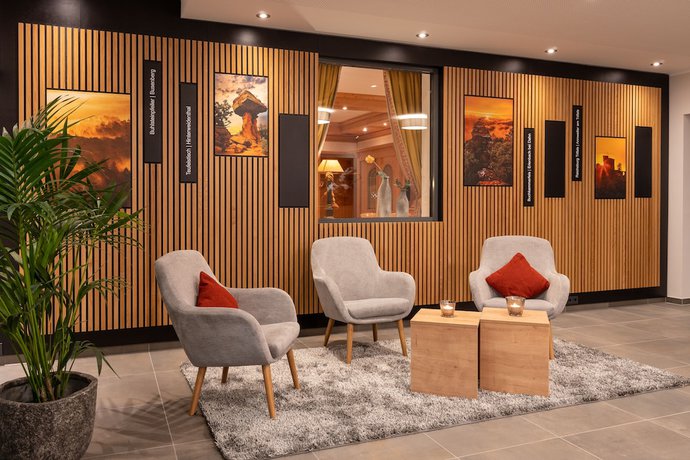 Imagen de los interiores del Hotel Landgasthaus St&auml;ndenhof. Foto 16
