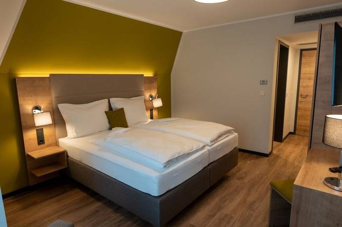 Imagen de la habitación del Hotel Landgasthaus St&auml;ndenhof. Foto 9