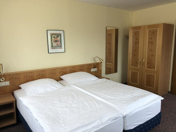 Imagen general del Hotel Landgasthaus Zur Linde. Foto 18