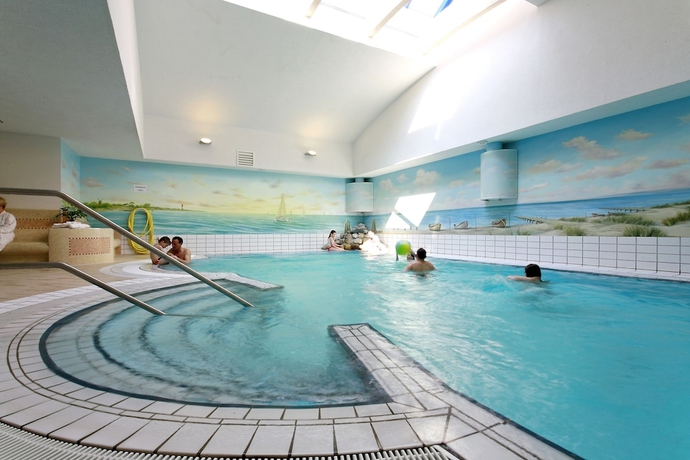 Imagen de la piscina del Hotel Landgasthof Alte Post. Foto 19