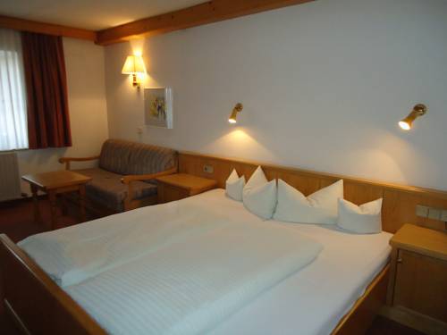 Imagen de la habitación del Hotel Landgasthof Dorferwirt. Foto 13