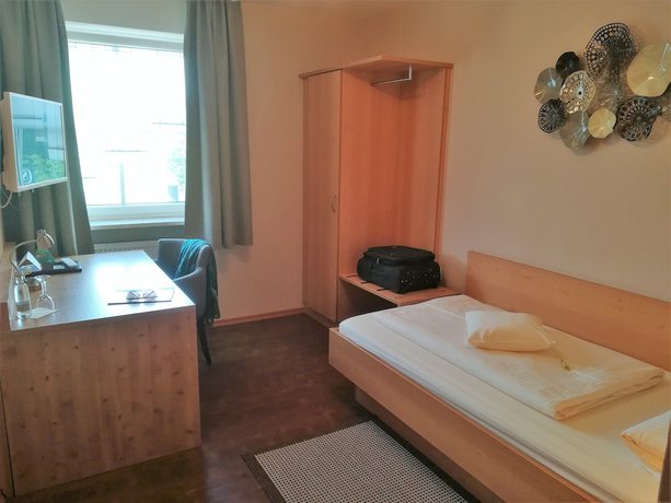 Imagen de la habitación del Hotel Landgasthof Euringer, Manching. Foto 14