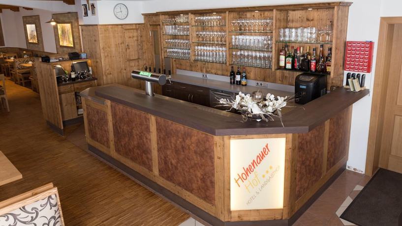 Imagen de los interiores del Hotel Landgasthof Hohenauer Hof. Foto 20