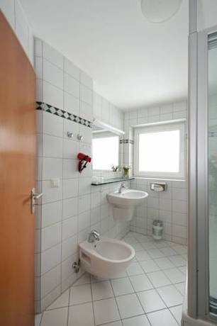 Imagen de la habitación del Hotel Landgasthof H&ouml;lzle. Foto 6