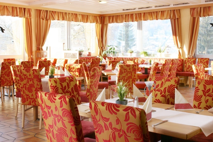 Imagen del bar/restaurante del Hotel Landgasthof Hubertus. Foto 7