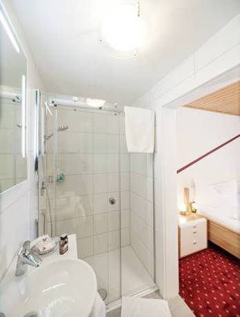 Imagen de la habitación del Hotel Landgasthof Kranz, H&uuml;fingen. Foto 3