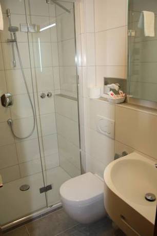 Imagen de la habitación del Hotel Landgasthof Kranz, H&uuml;fingen. Foto 16
