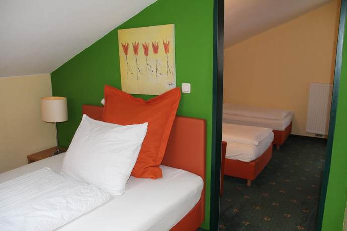 Imagen de la habitación del Hotel Landgasthof Kreuzwirt. Foto 13