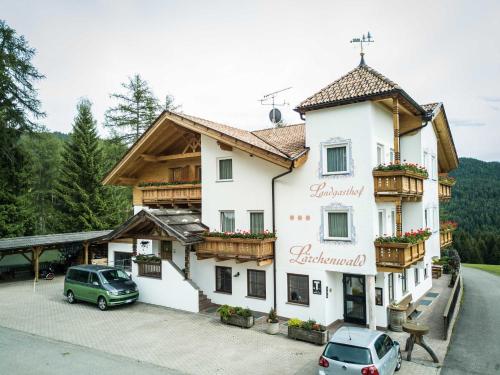 Imagen general del Hotel Landgasthof L&auml;rchenwald. Foto 4