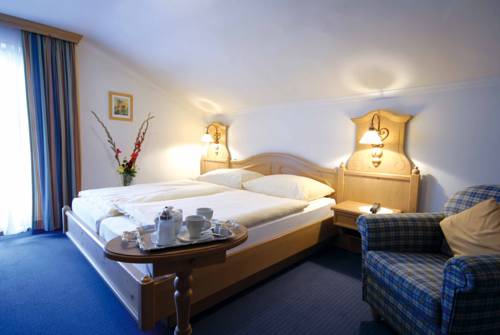 Imagen de la habitación del Hotel Landgasthof Neuwirt, Bad Vigaun. Foto 10