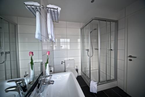 Imagen de la habitación del Hotel Landgasthof Neuwirt, Bad Vigaun. Foto 11