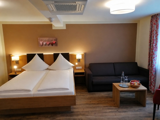 Imagen de la habitación del Hotel Landgasthof Niebler. Foto 3
