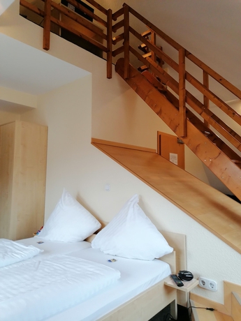 Imagen de la habitación del Hotel Landgasthof Niebler. Foto 9