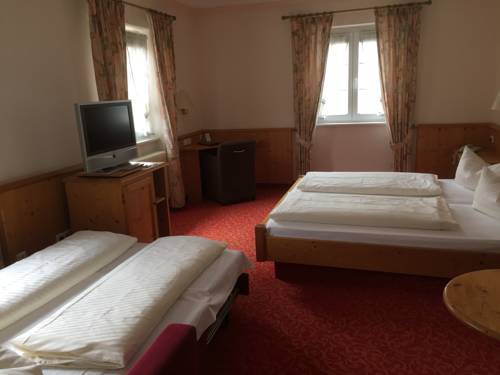 Imagen de la habitación del Hotel Landgasthof Rebstock, Weil am Rhein. Foto 2