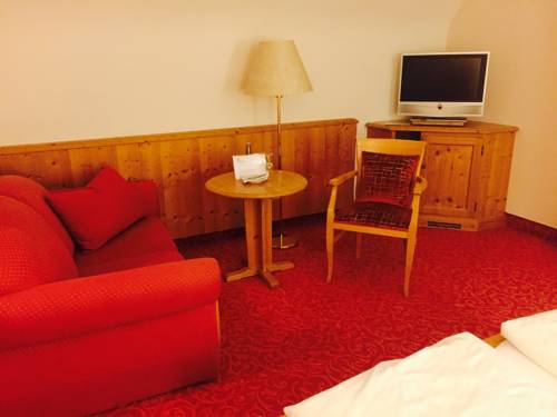Imagen de la habitación del Hotel Landgasthof Rebstock, Weil am Rhein. Foto 3
