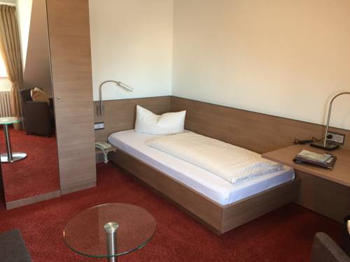 Imagen de la habitación del Hotel Landgasthof Rebstock, Weil am Rhein. Foto 7