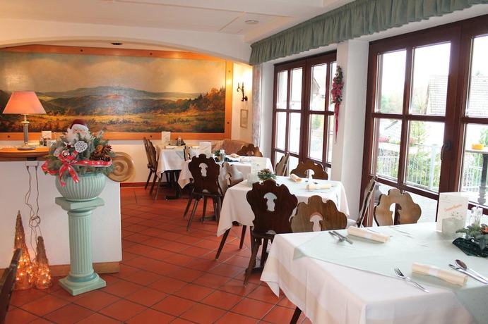 Imagen del bar/restaurante del Hotel Landgasthof Zur Linde. Foto 9